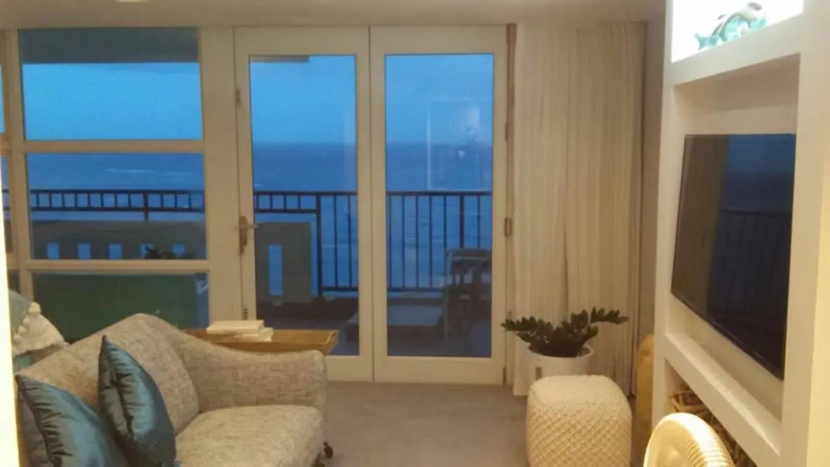 Enchanted 17 Jewel Beachfront Luquillo -Pool 0*,  푸에르토리코