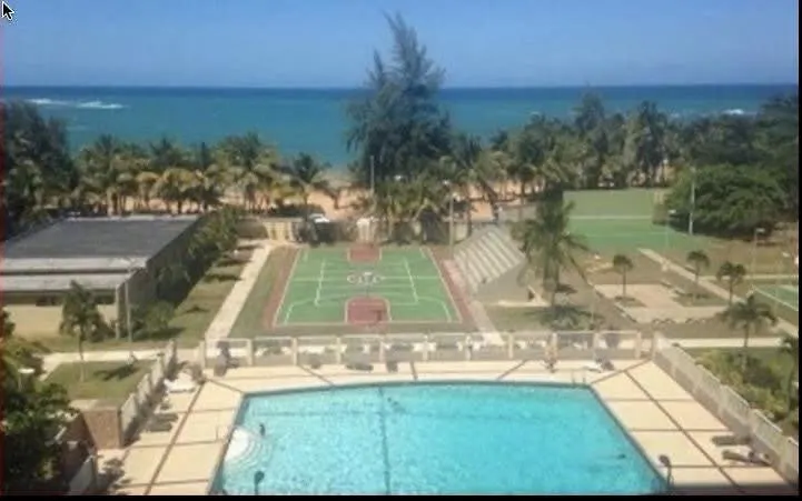 펜션 Enchanted 17 Jewel Beachfront Luquillo -Pool