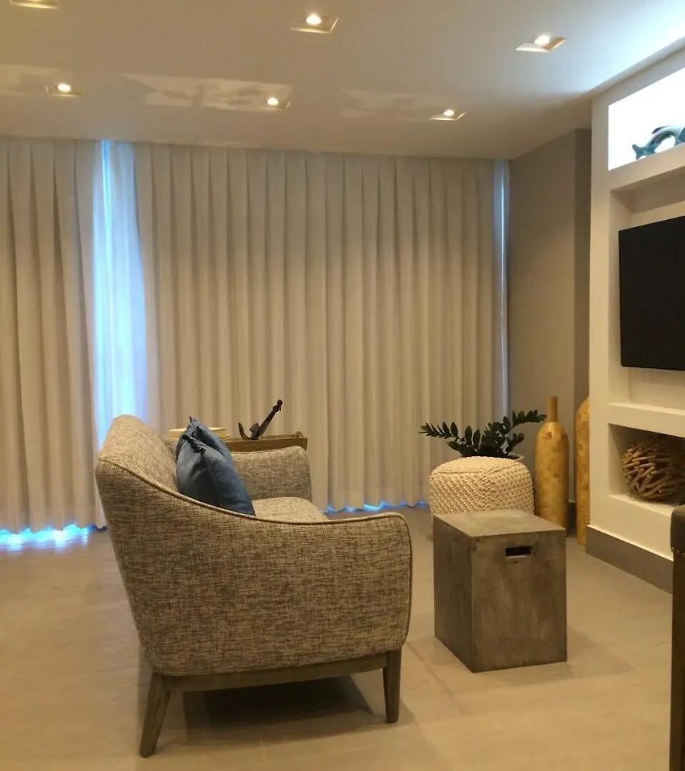 펜션 Enchanted 17 Jewel Beachfront Luquillo -Pool 푸에르토리코