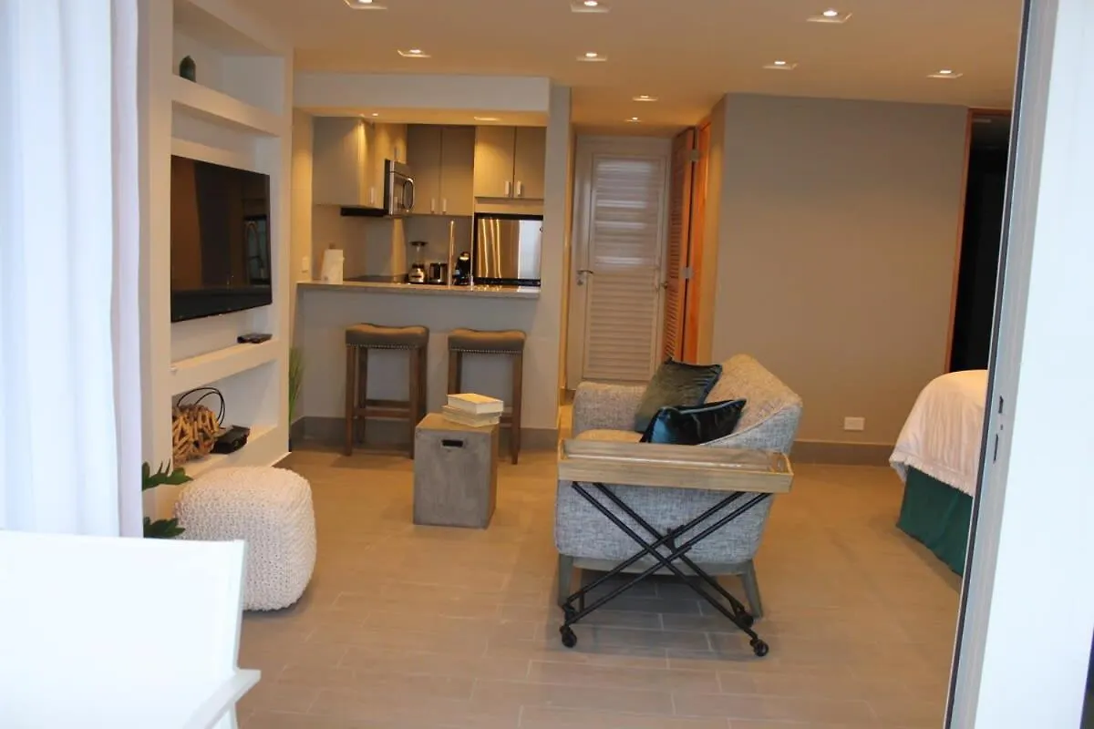 Σπίτι διακοπών Enchanted 17 Jewel Beachfront Luquillo -Pool